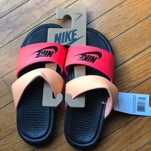 Women’s Nike Benassi Duo Ultra Slide